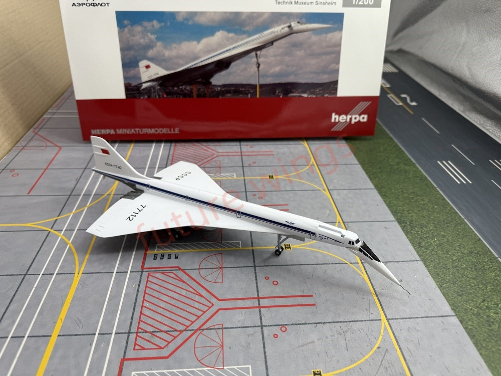 1:200 Herpa Wings 556323-001 Aeroflot TU-144 CCCP-77112 Diecast Aircraft Model