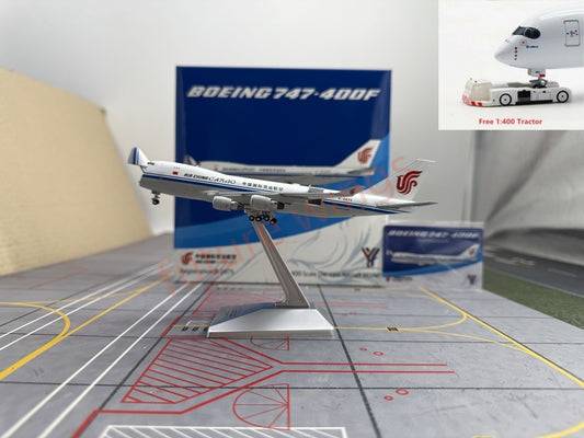 1:400 YY Wings Air China Cargo B747-400F/B747-200F Aircraft Model+Tractor