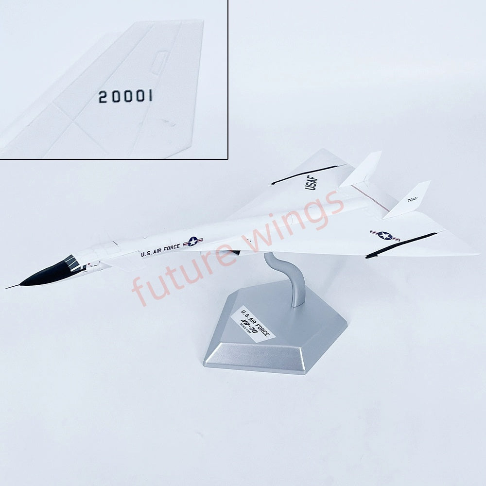 1:200 SQ Wings North American XB-70 Valkyrie NASA 20001 Aircraft Model