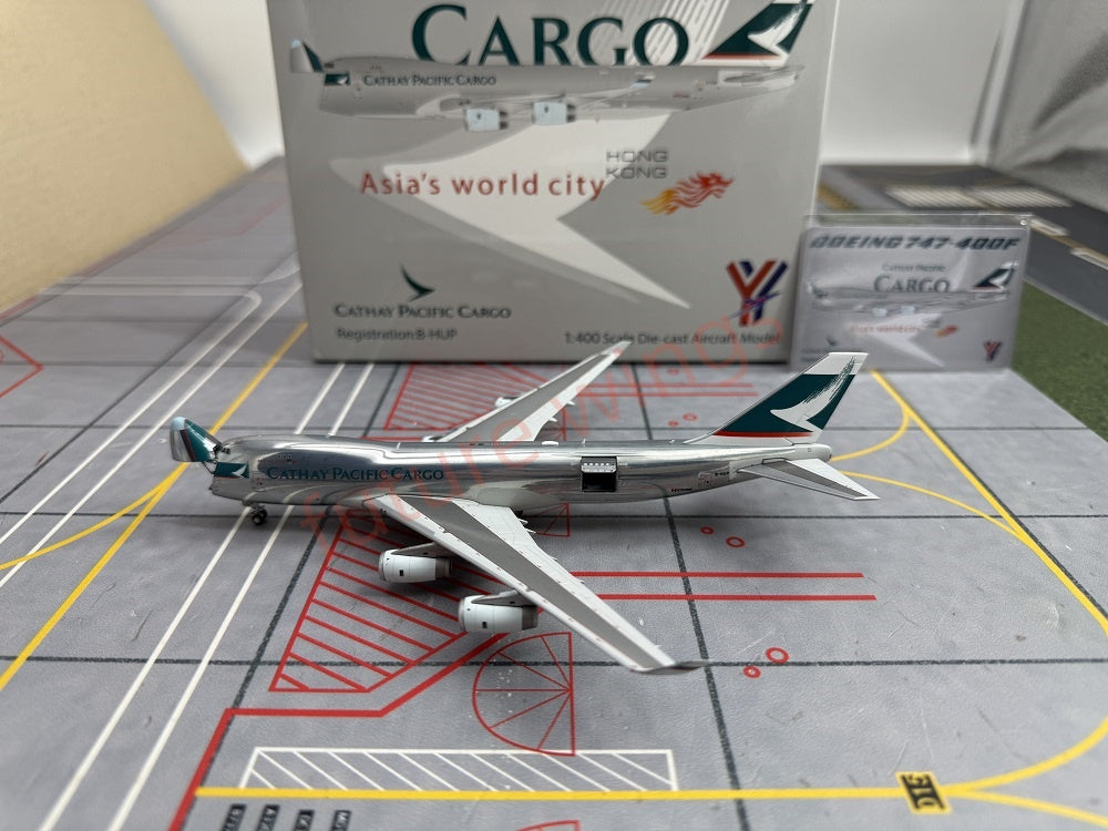 1:400 YY Wings Cathay Pacific Cargo B747-400F B-HUP Free Tractor +Stand