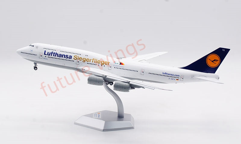 1:200 SQ Wings Lufthansa Airlines B747-8 D-ABYK Diecast Aircraft Model