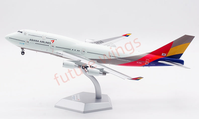 1:200 SQ Wings Asiana Airlines B747-400 HL7428 Diecast Aircraft Model