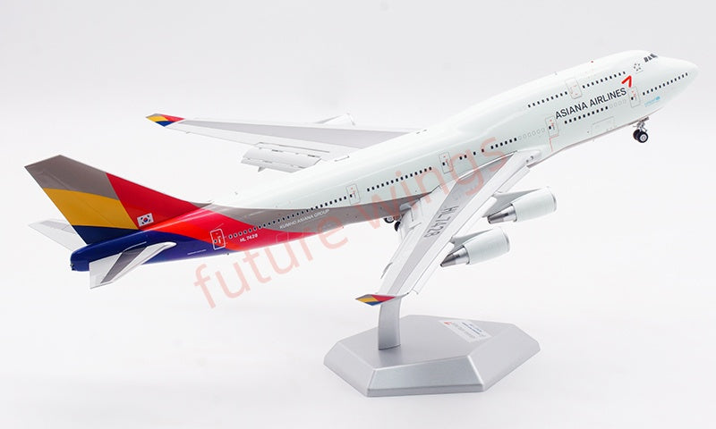 1:200 SQ Wings Asiana Airlines B747-400 HL7428 Diecast Aircraft Model