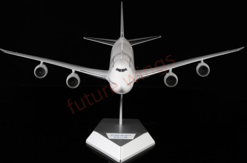 1:200 SQ Wings Boeing B747-8 Blank Diecast Aircraft Model