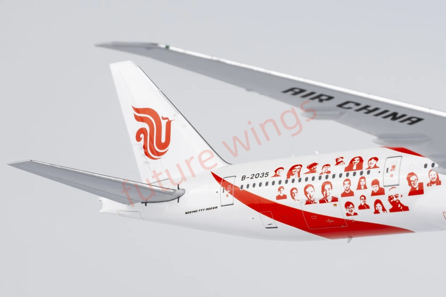 1:400 NG Models NG73059 Air China B777-300ER B-2035 "Smiling China" Aircraft Model+Free Tractor