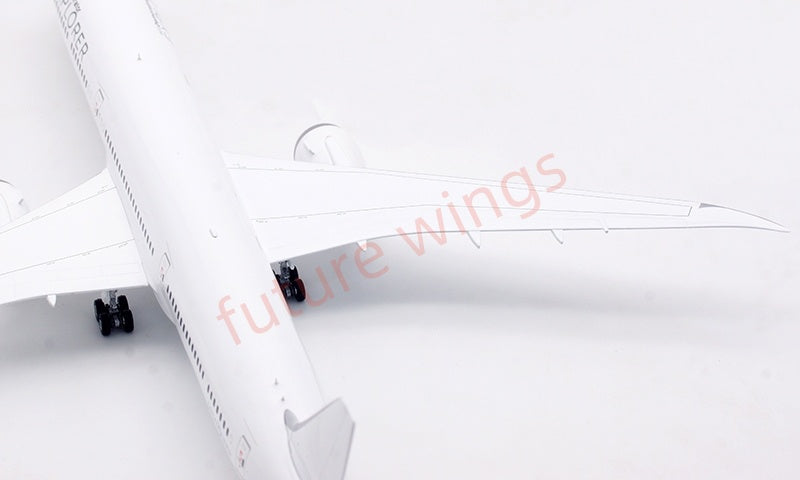 1:200 SQ Wings Explorer Boeing B787-10 N8290V Diecast Aircraft Model