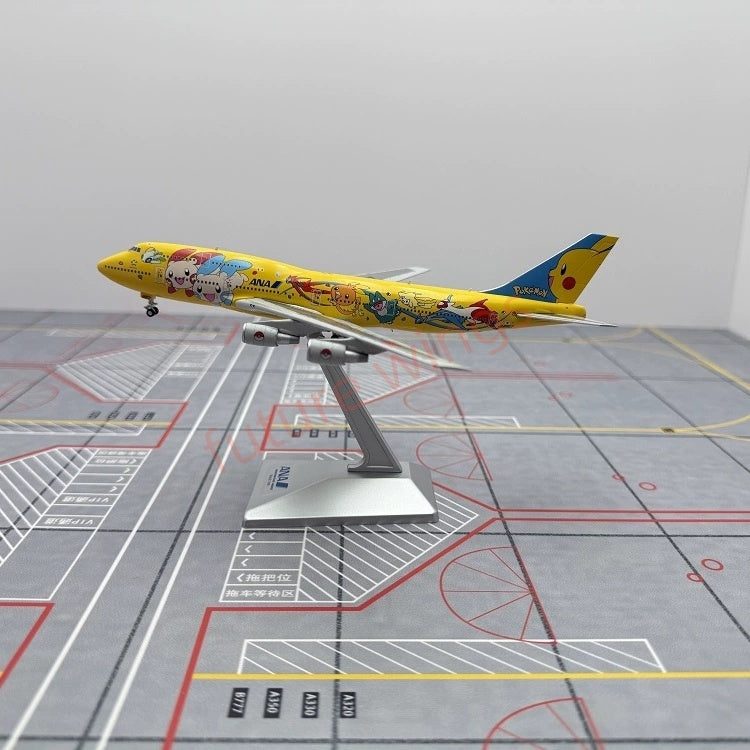 1:400 Geministar ANA B747-400 JA8957 "Pokemon" Aircraft Model+Free Tractor