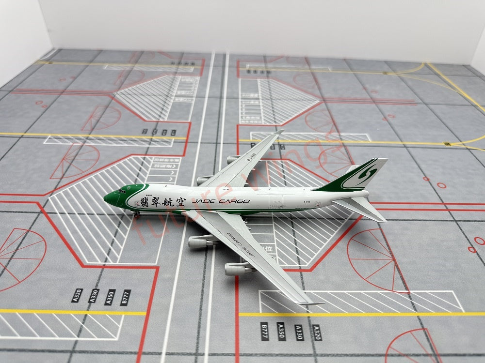 1:400 Geministar JADE Cargo B747-400 B-2422 Aircraft Model+Free Tractor