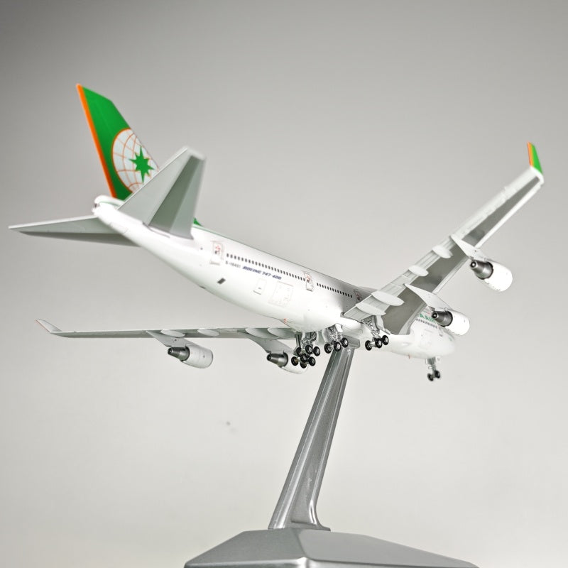 1:400 Geministar EVA Air B747-400 B-16401 Aircraft Model+Free Tractor