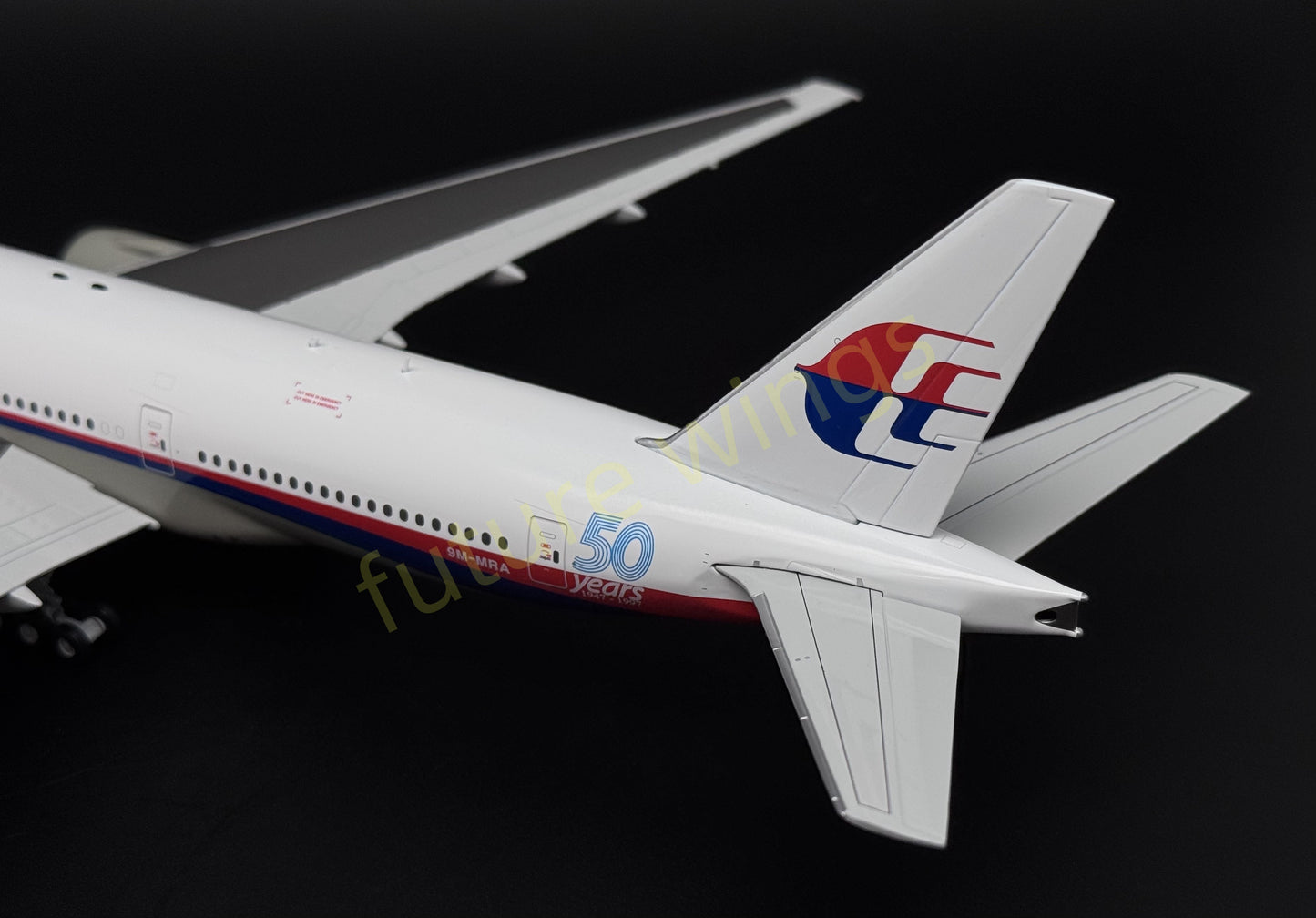 1:200 JC Wings* Malaysia Airlines B777-200ER 9M-MRA Diecast Aircraft Model