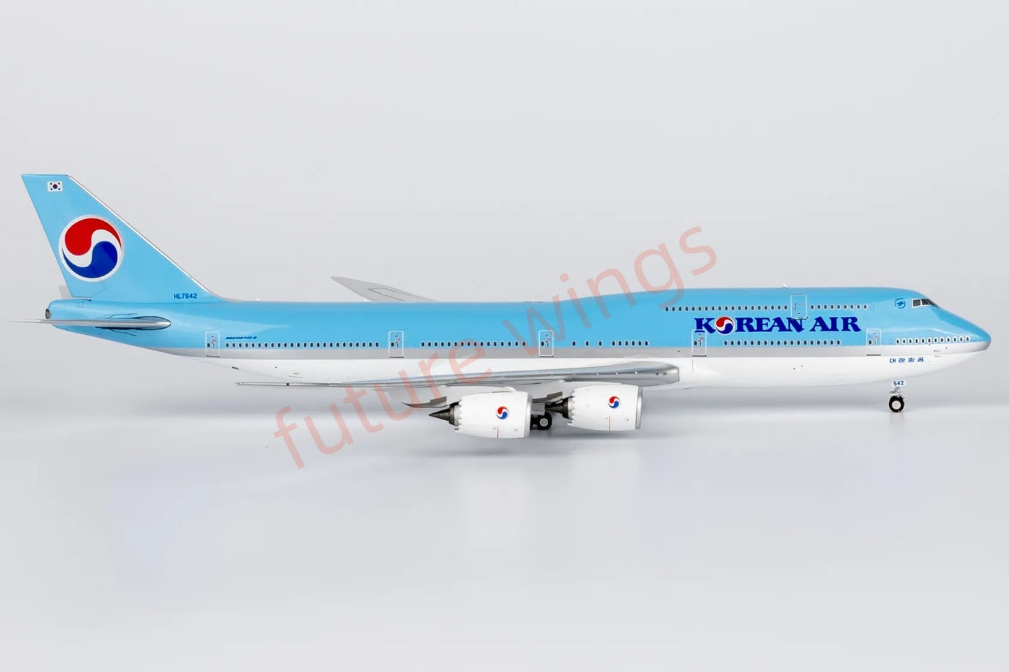1:400 NG Models NG78038 Korean Air B747-8 HL7642 Aircraft Model+Free Tractor