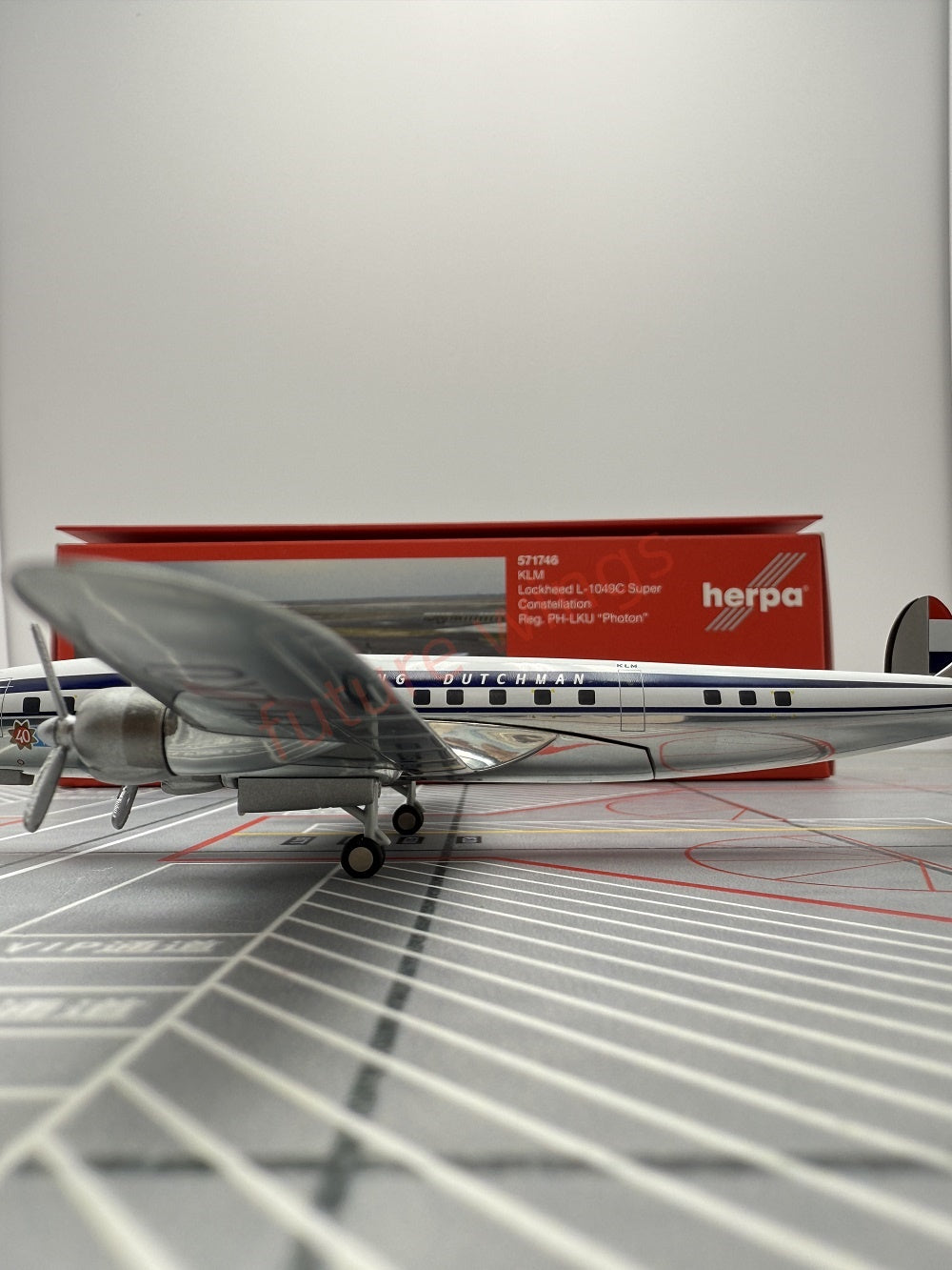 1:200 Herpa Wings 571746 KLM Lockheed L-1049C PH-LKU Diecast Aircraft Model