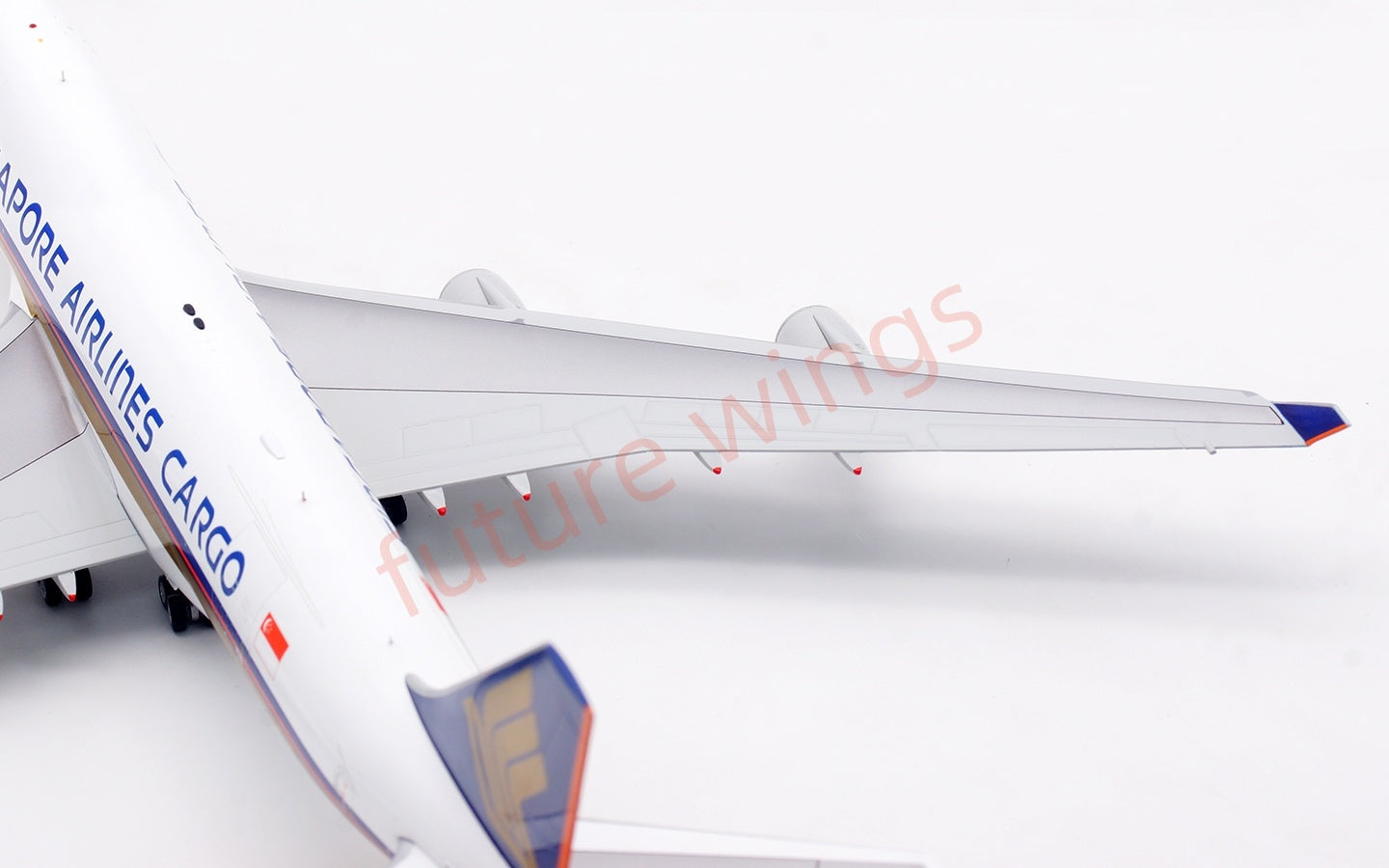 1:200 SQ Wings  Singapore Airlines Cargo B747-400F 9V-SFI Diecast Aircraft Model
