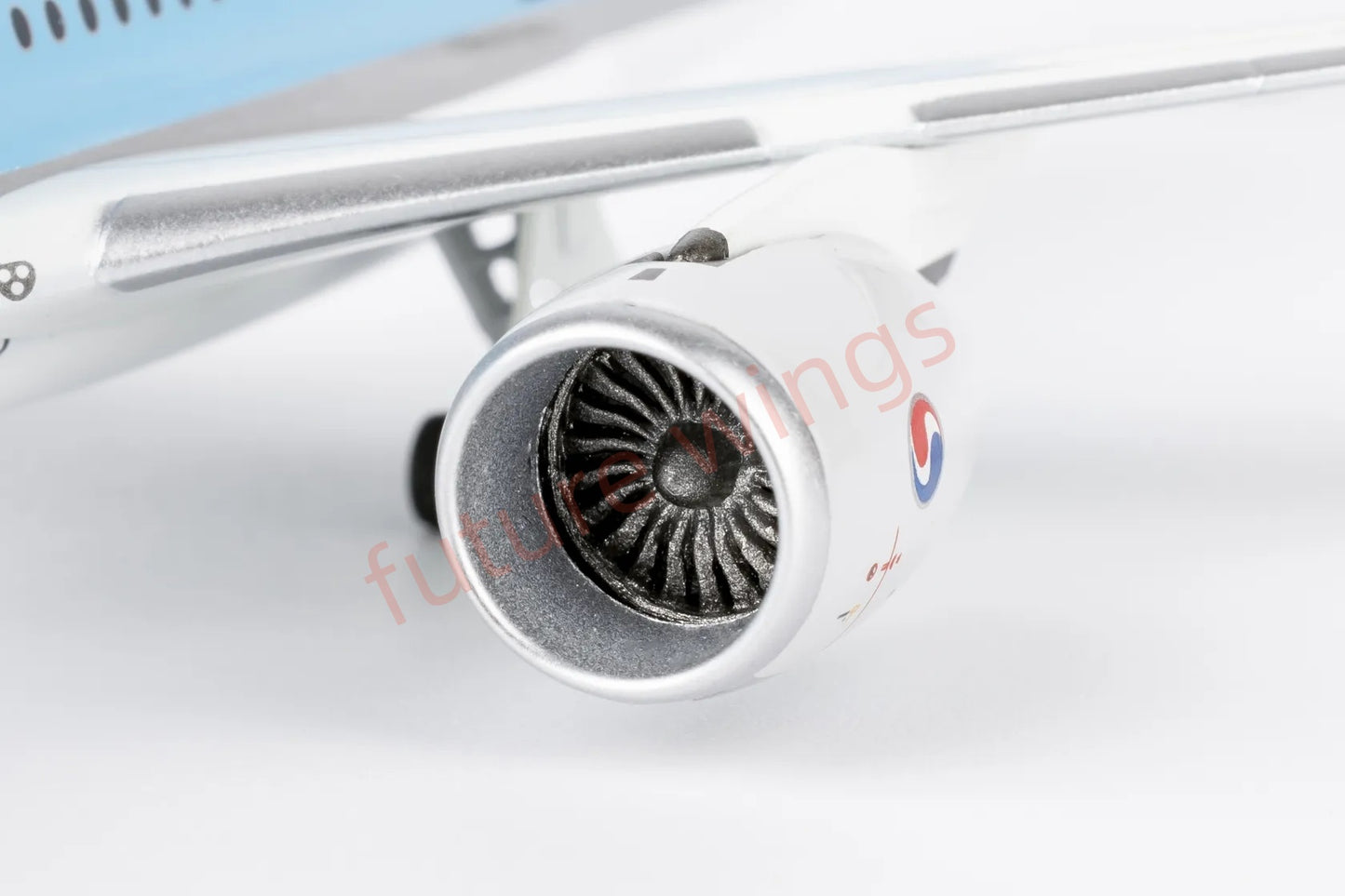 1:400 NG Models NG39102 Korean Air A350-900 HL8598 Aircraft Model+Free Tractor