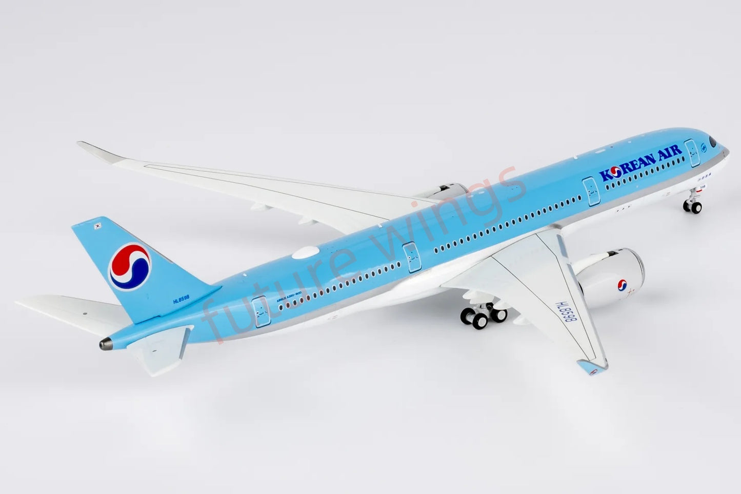 1:400 NG Models NG39102 Korean Air A350-900 HL8598 Aircraft Model+Free Tractor