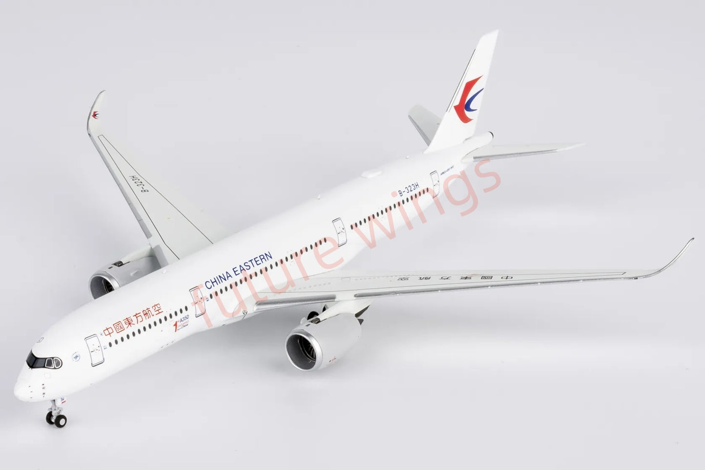 1:400 NG Models NG39107 China Eastern A350-900 B-323H "the 1st A350 for CN"Aircraft Model+Free Tractor