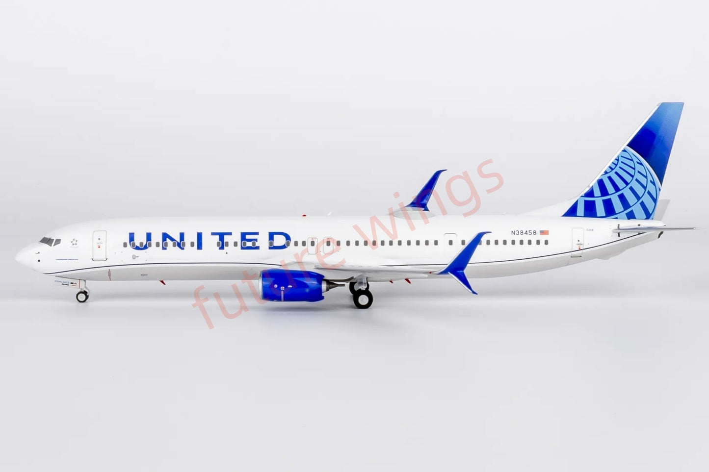 1:200 NG Models NG09003 United Airlines B737-900ER N38458 Aircraft Model
