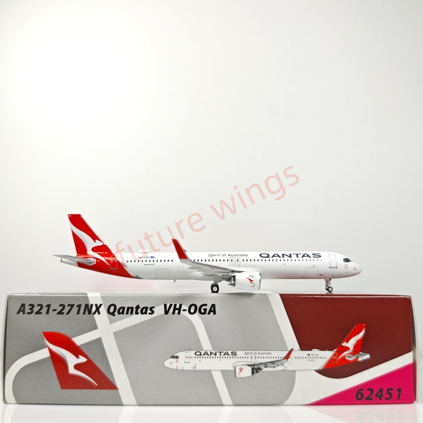 1:400 PandaModel  62451 Qantas Airways A321neo VH-OGA Aircraft Model+Free Tractor