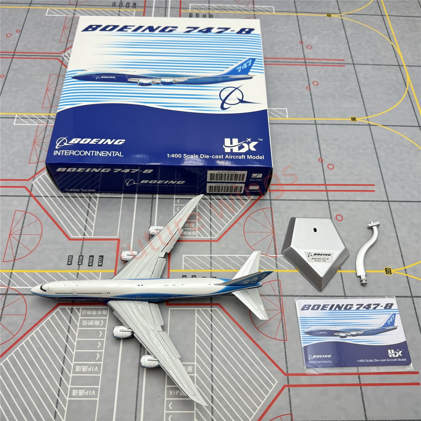 1:400 HX Models Boeing House Color B747-8 Aircraft Model With Stand+Free Tractor