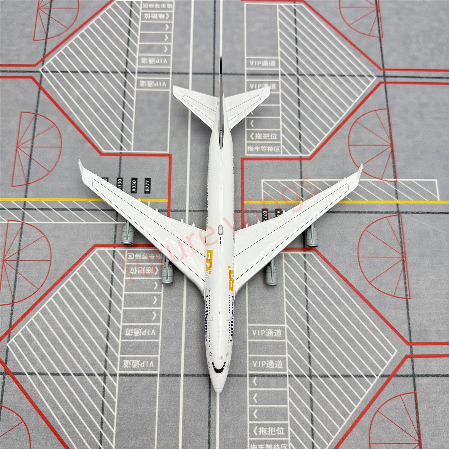 1:400 YY Wings Lufthansa Airlines Boeing 747-8 D-ABVH "50Years" Aircraft Model+Free Tractor