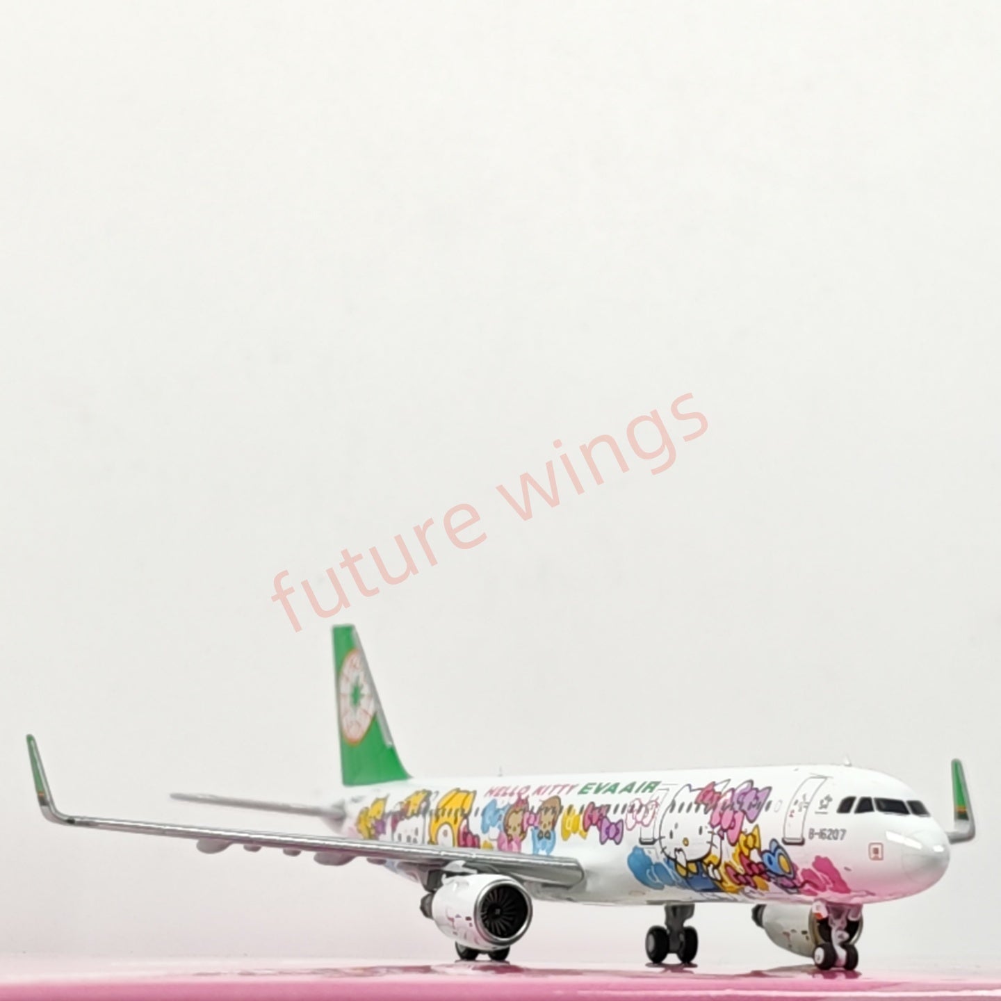 1:400 HYJL Wings EVA Air A321 B-16207 "Hello Kitty" Aircraft Model+Free Tractor