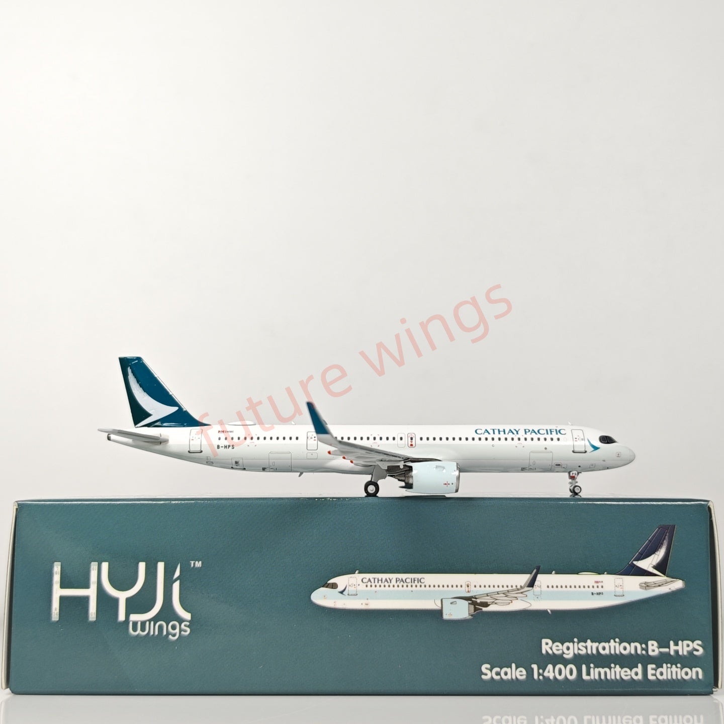 1:400 HYJL Wings Cathay Pacific Airbus A321neo B-HPS Aircraft Model+Free Tractor