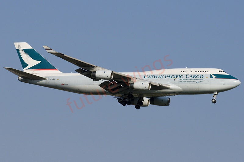 1:400 CW Cathay Pacific Cargo B747-400BCF B-HOU Aircraft Model+Free Tractor