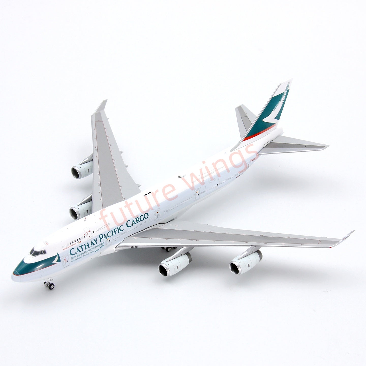 1:400 CW Cathay Pacific Cargo B747-400BCF B-HOU Aircraft Model+Free Tractor