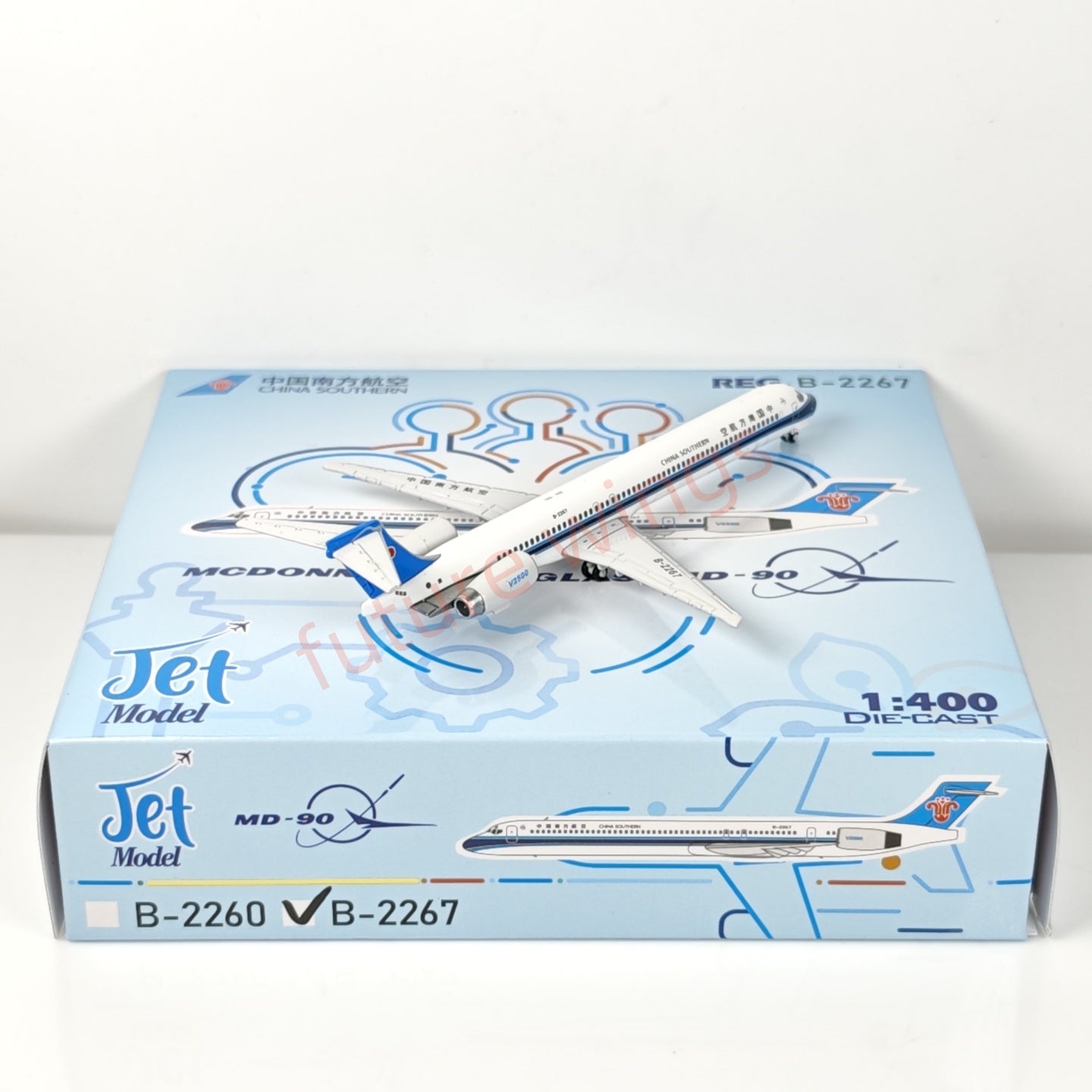 1:400 Jet Model China Southern Airlines MD-90 B-2260 B-2267 Aircraft Model+Free Tractor