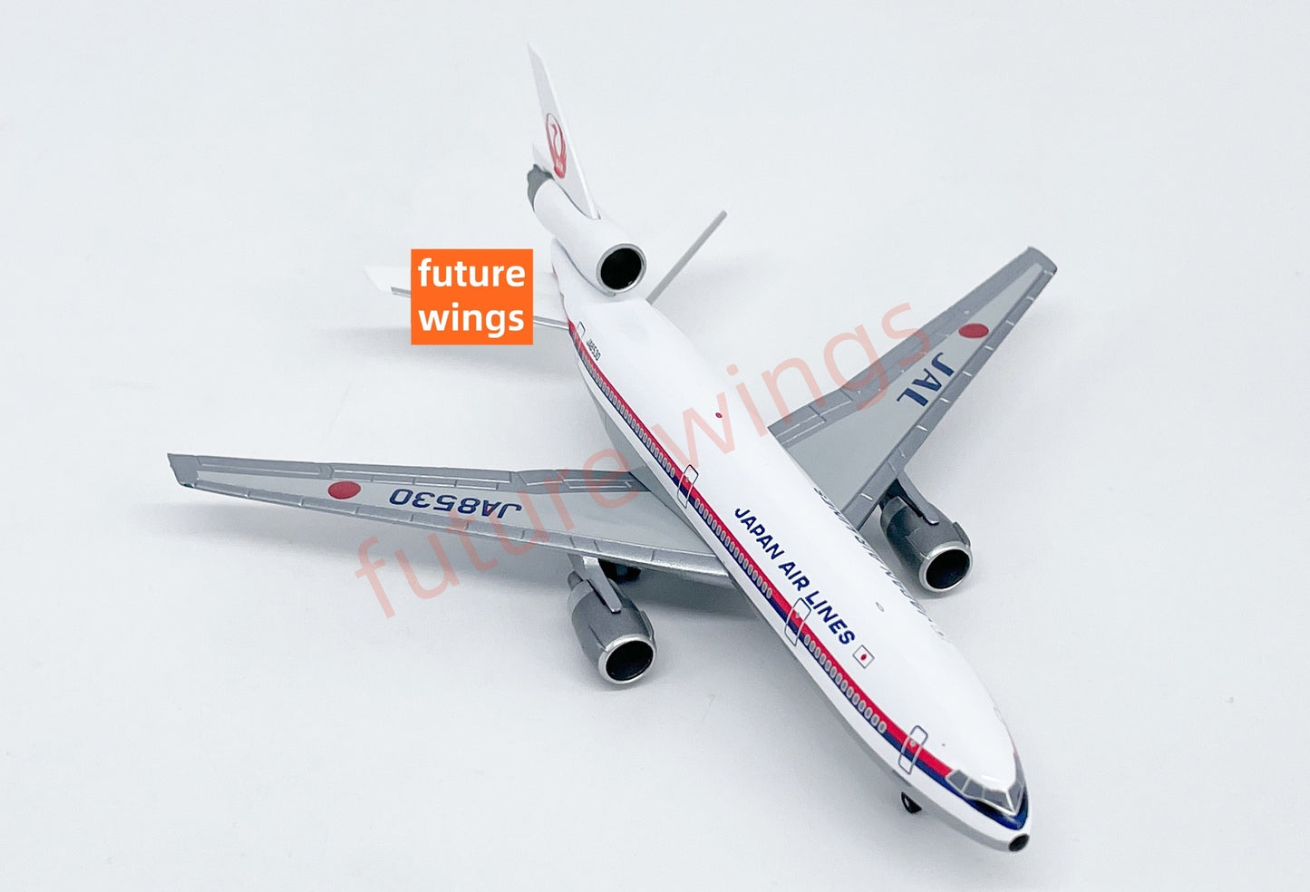 1:400 Jet Model Japan Airlines DC-10 JA8530 JA8532 Aircraft Model+Free Tractor