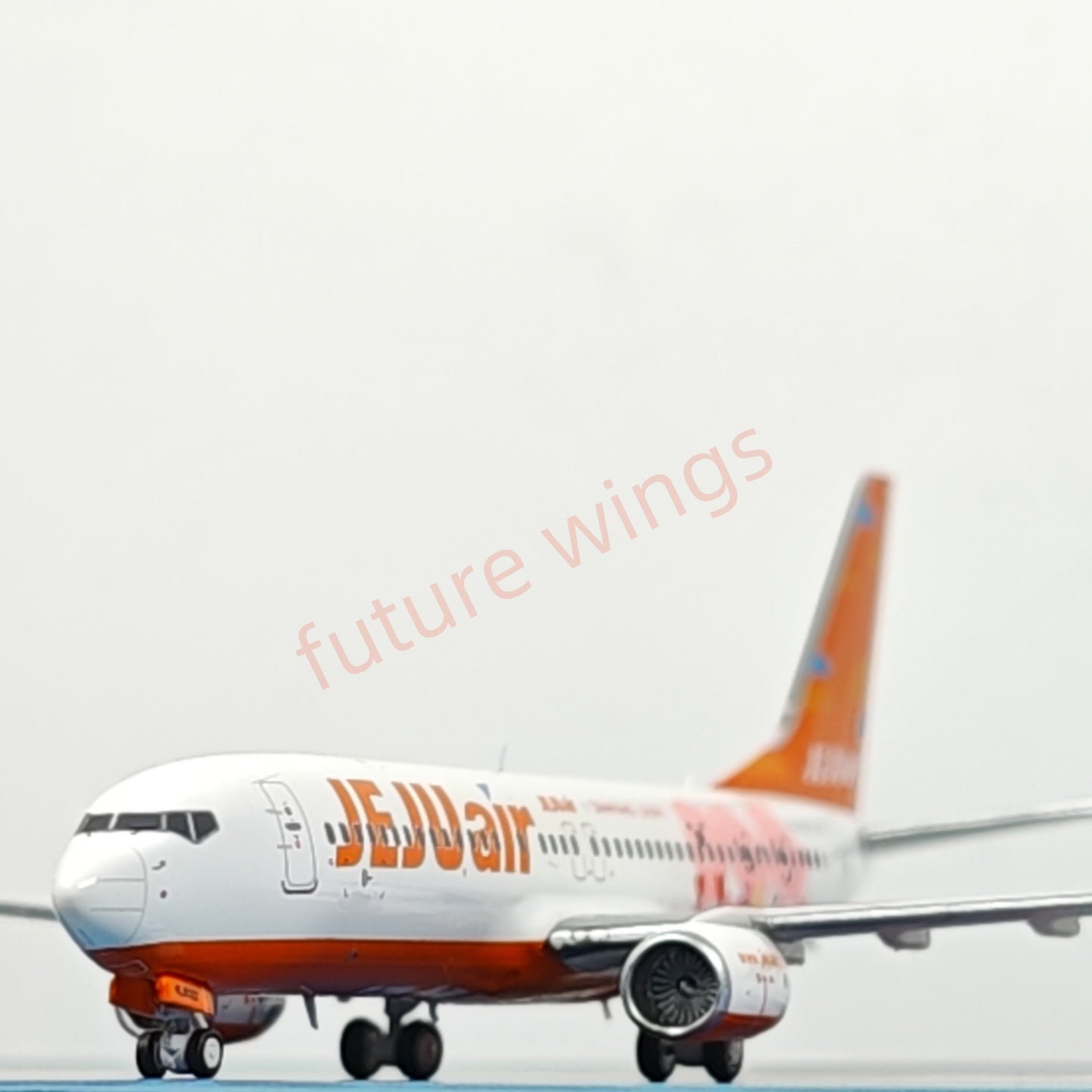 1:400 AeroPolaris JEJU Air B737-800 HL8322 Aircraft Model+Free Tractor