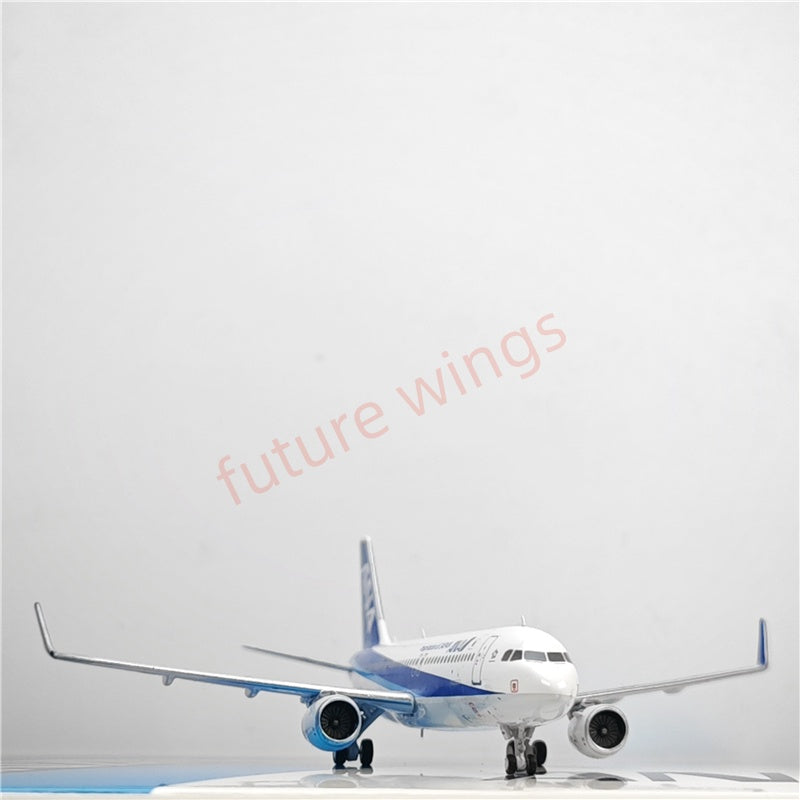 1:400 C model ANA A320 JA01VA JA8997 Aircraft Model+Free Tractor