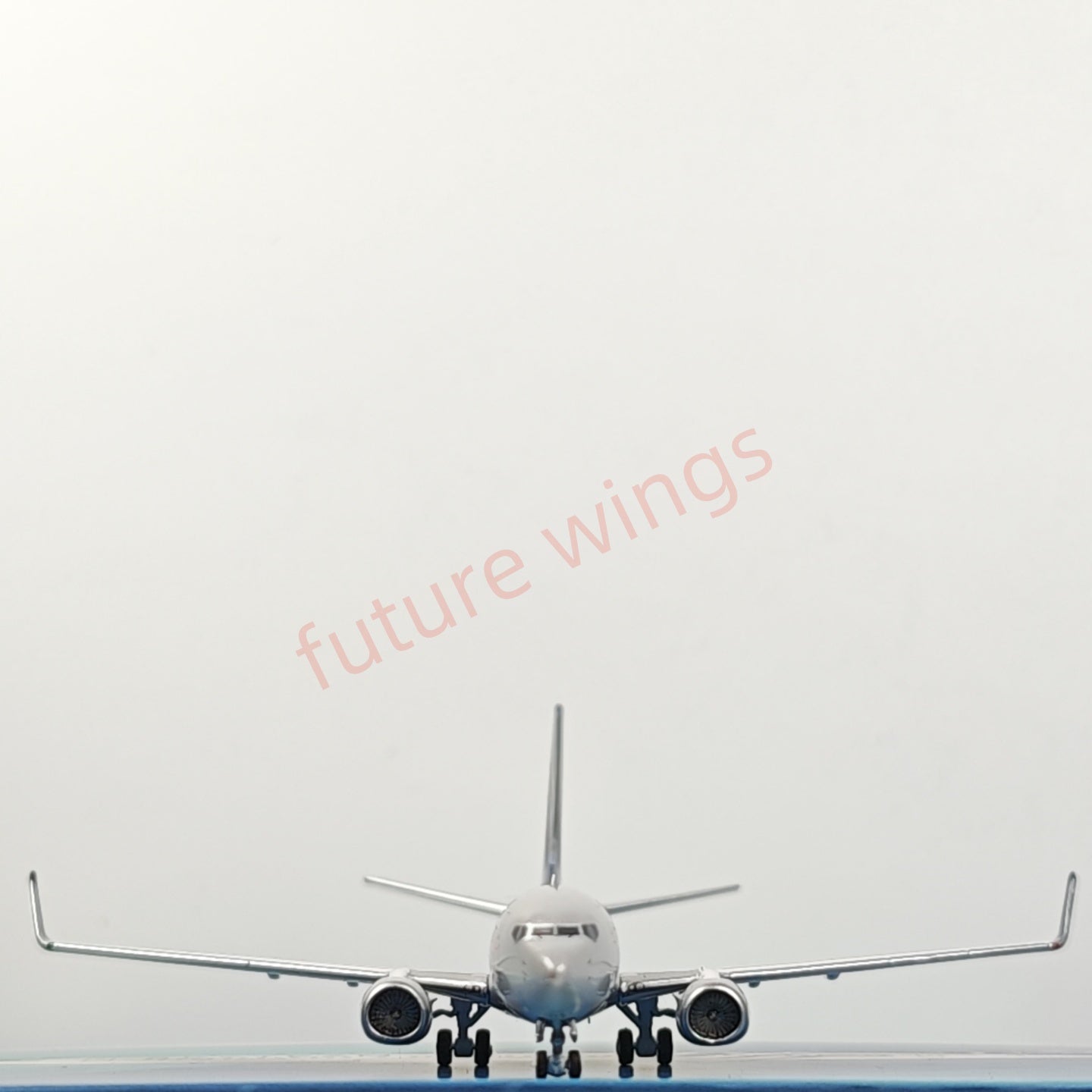 1:400 AeroPolaris China Eastern Airlines B737-800 B-1981 "SKYTEAM"Aircraft Model+Free Tractor