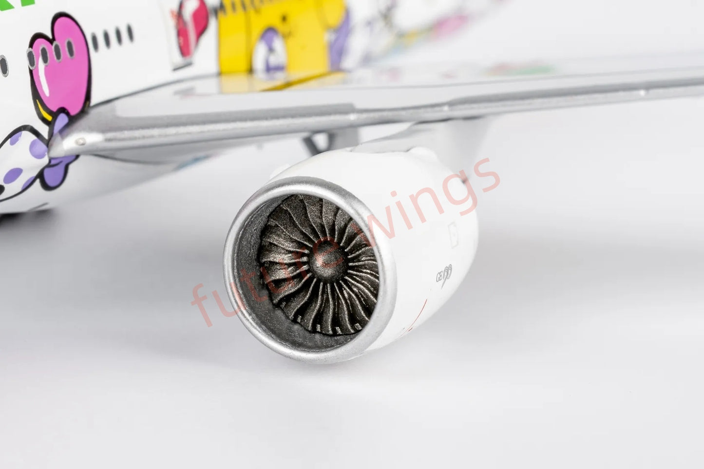 1:400 NG Models NG73074 EVA Air B777-300ER B-16740 "Hello Kitty" Aircraft Model+Free Tractor