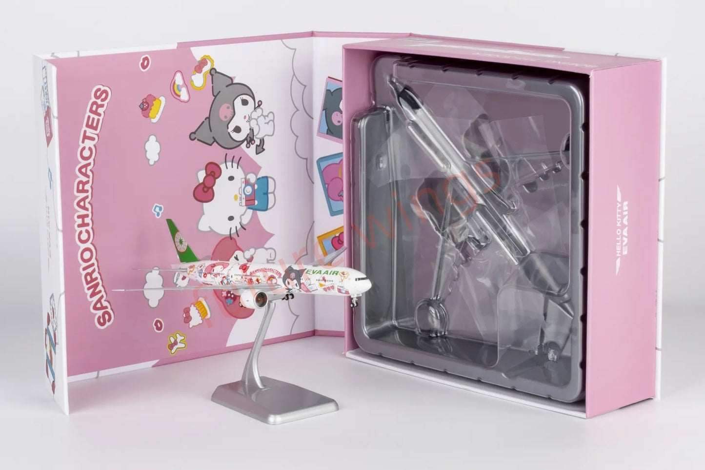 1:400 NG Models NG73075 EVA Air B777-300ER B-16722 "Hello Kitty""Luxury Package" Aircraft Model+Free Tractor