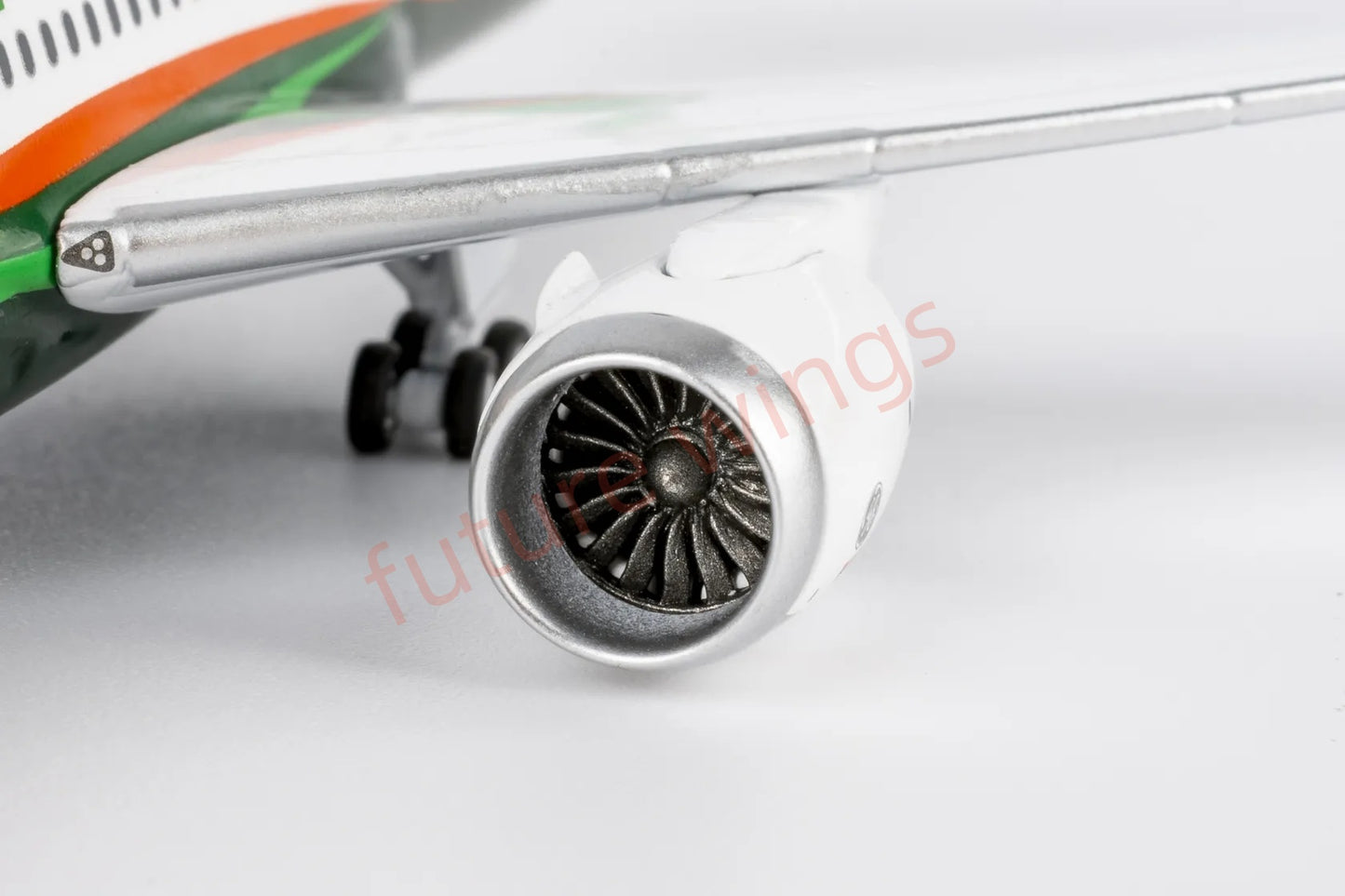 1:400 NG Models NG55142 EVA Air B787-9 B-17881 Aircraft Model+Free Tractor