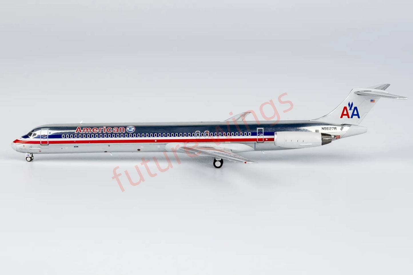 1:400 NG Models NG83009 American Airlines MD-82 N9627 Aircraft Model+Free Tractor