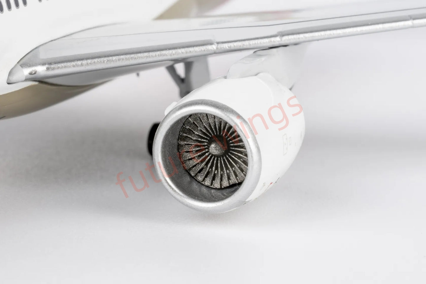 1:400 NG Models NG72066 Asiana Airlines B777-200ER HL7791 Aircraft Model+Free Tractor