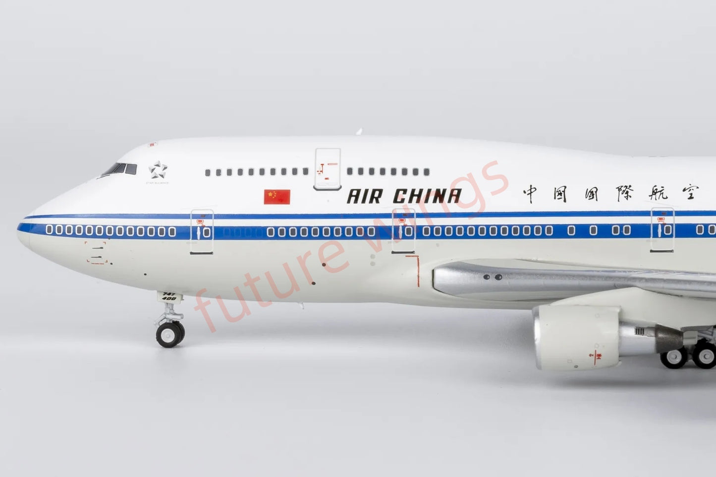 1:400 NG Models NG04008 Air China B747-400M B-2469 Aircraft Model+Free Tractor