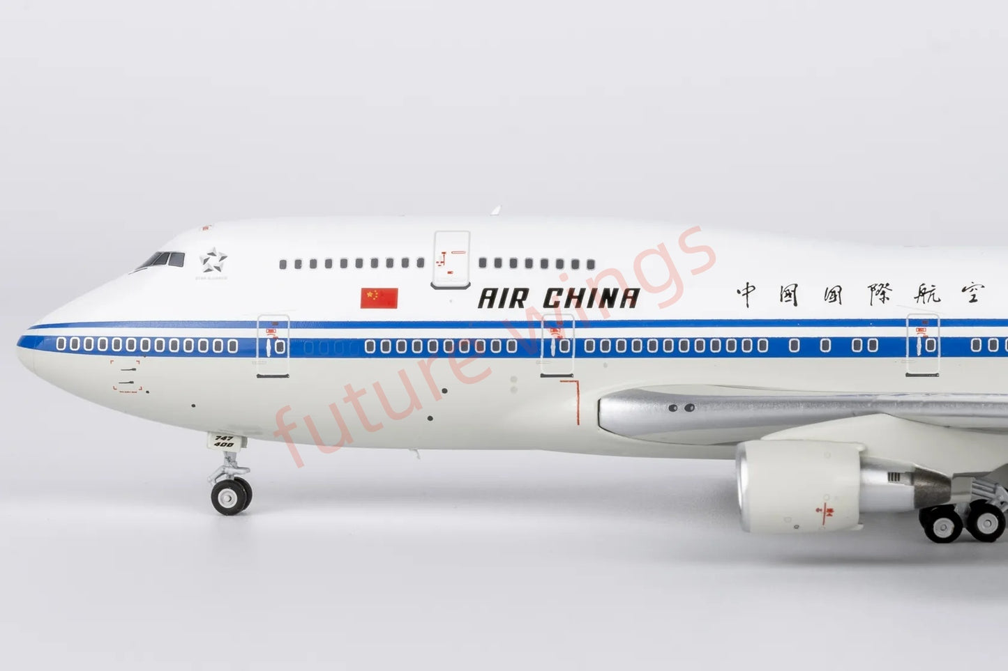 1:400 NG Models NG04007 Air China B747-400M B-2468 Aircraft Model+Free Tractor