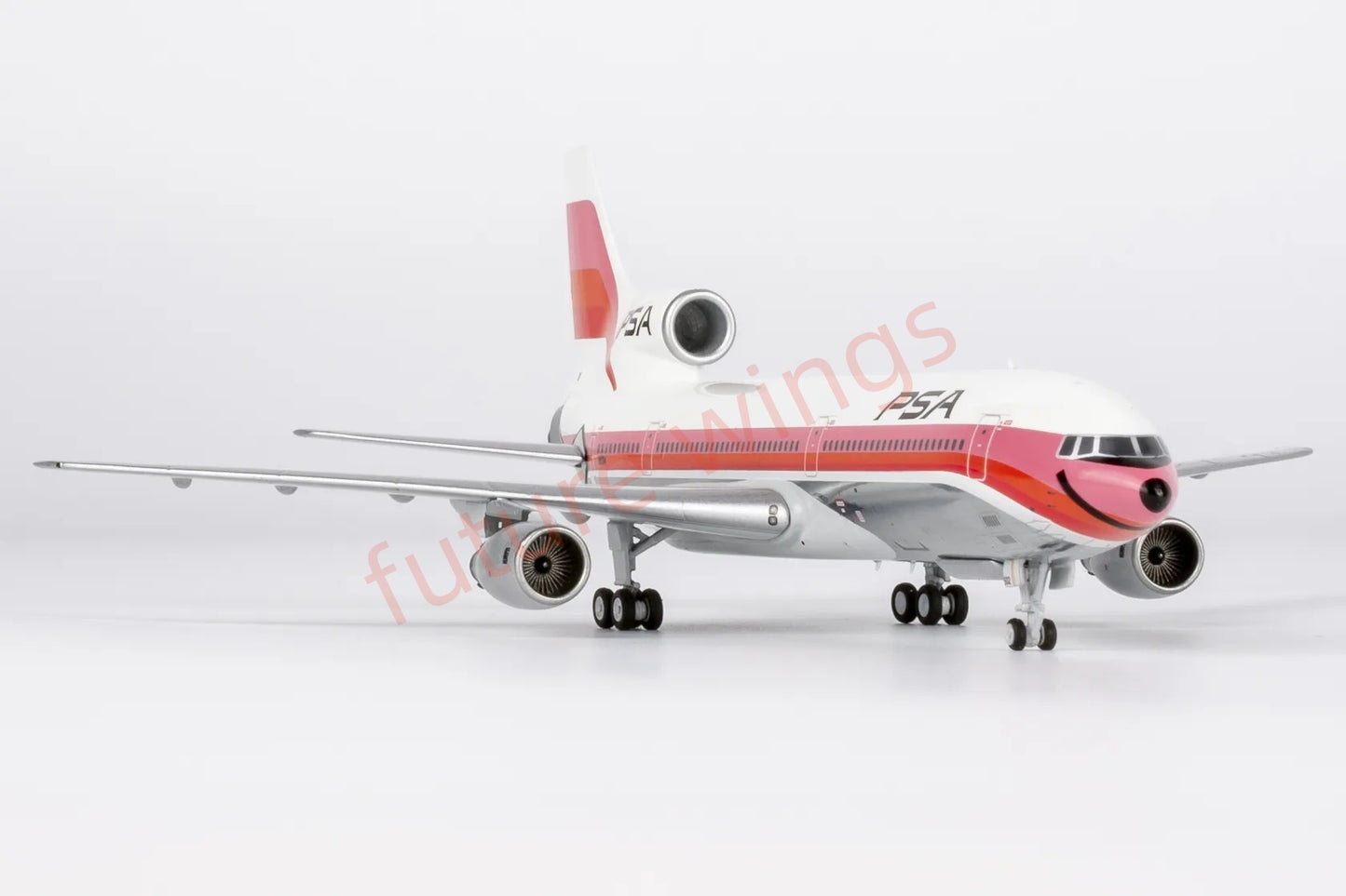 1:400 NG Models NG31038 PSA Lockheed L-1011-1 N10114 Aircraft Model+Free Tractor