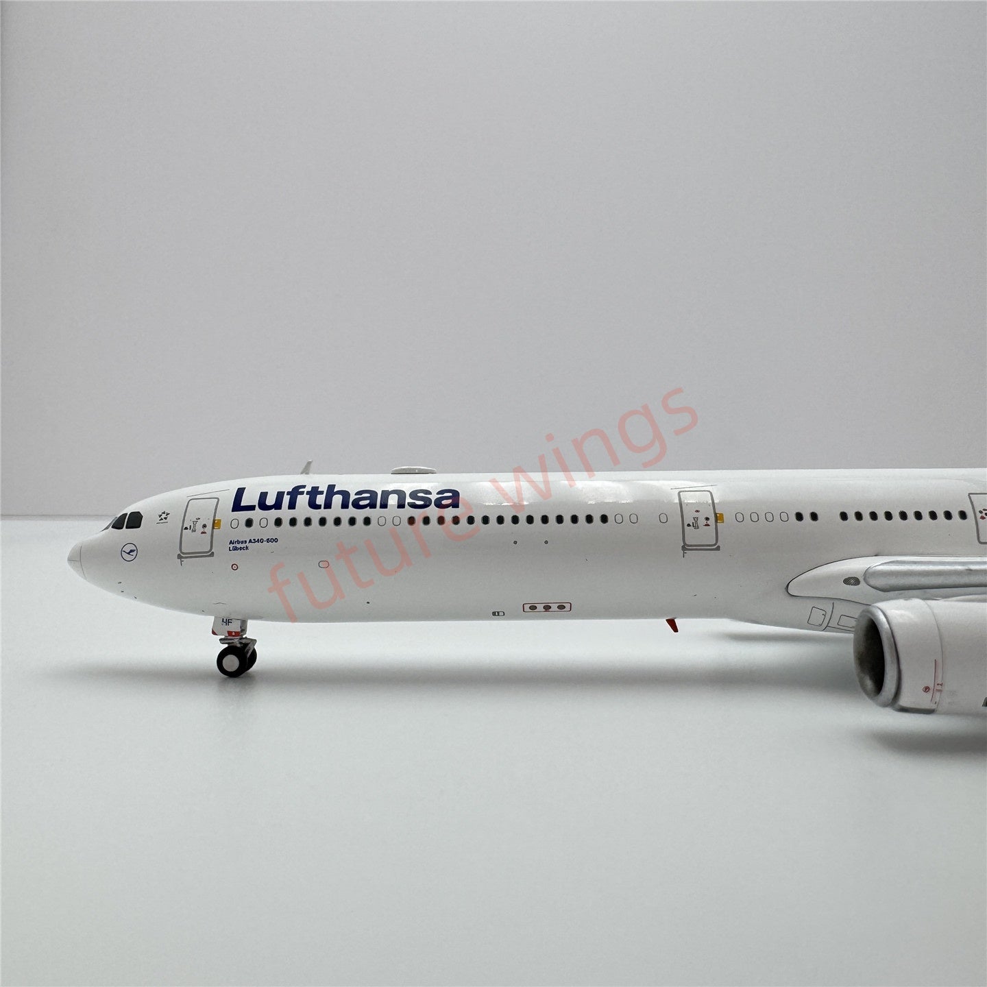 1:400 YY Wings Lufthansa Airlines A340-600 D-AIHF/D-AIHK Aircraft Model+Free Tractor