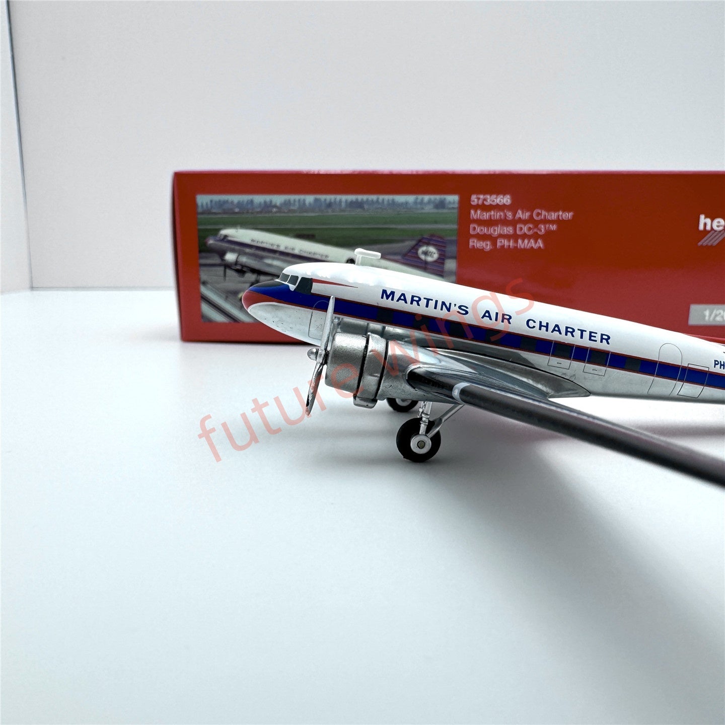 1:200 Herpa Wings PAN AM/Sabena/Swiss/Martin Air Douglas DC-3 Diecast Aircraft Model