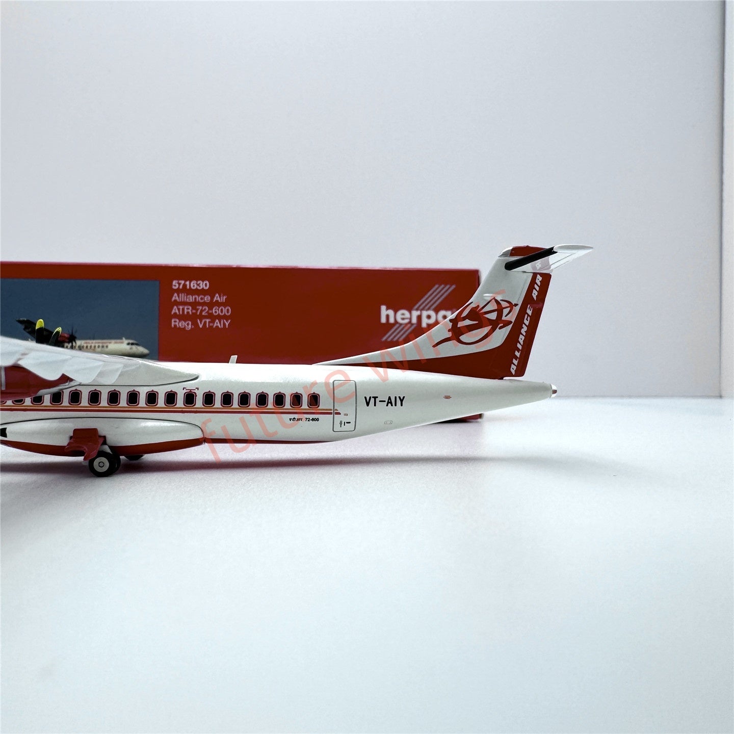 1:200 Herpa Wings KLM/Azul/Iberia/Finnair/Alliance ATR-42/ATR-72 Diecast Aircraft Model