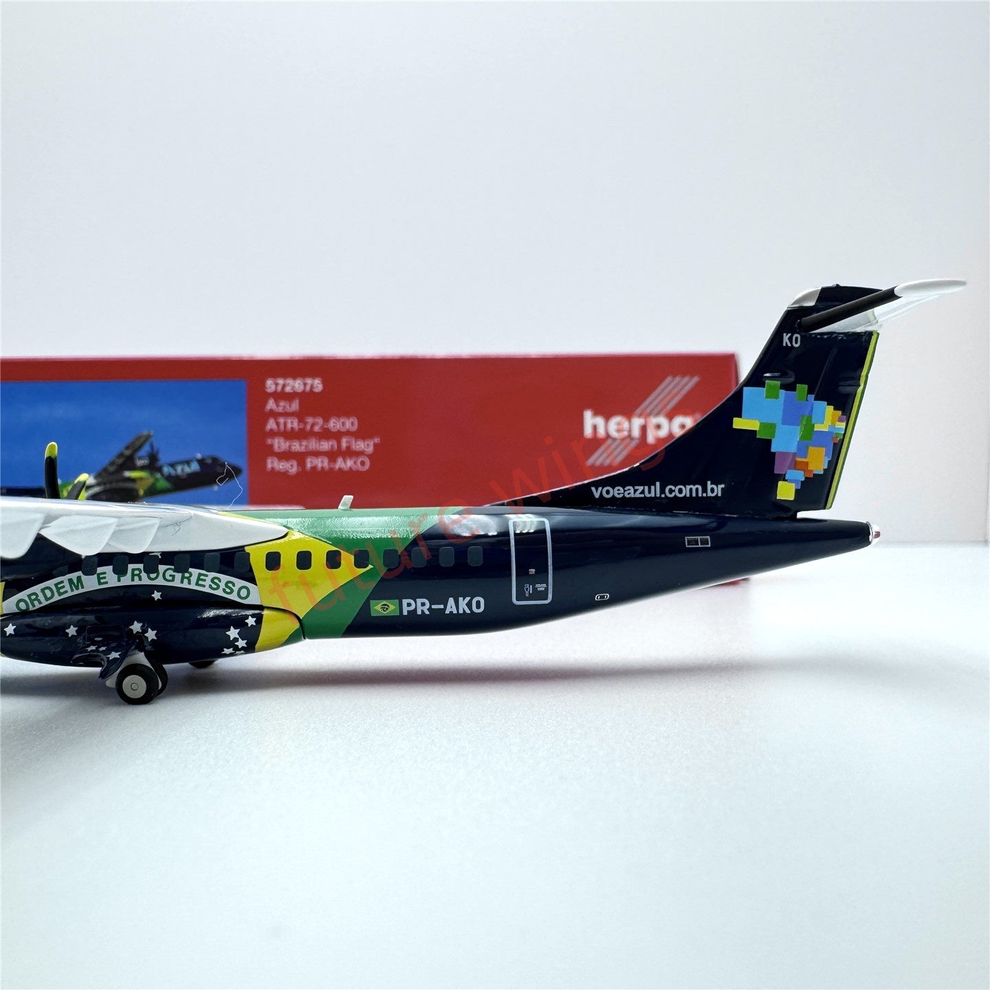 1:200 Herpa Wings KLM/Azul/Iberia/Finnair/Alliance ATR-42/ATR-72 Diecast Aircraft Model