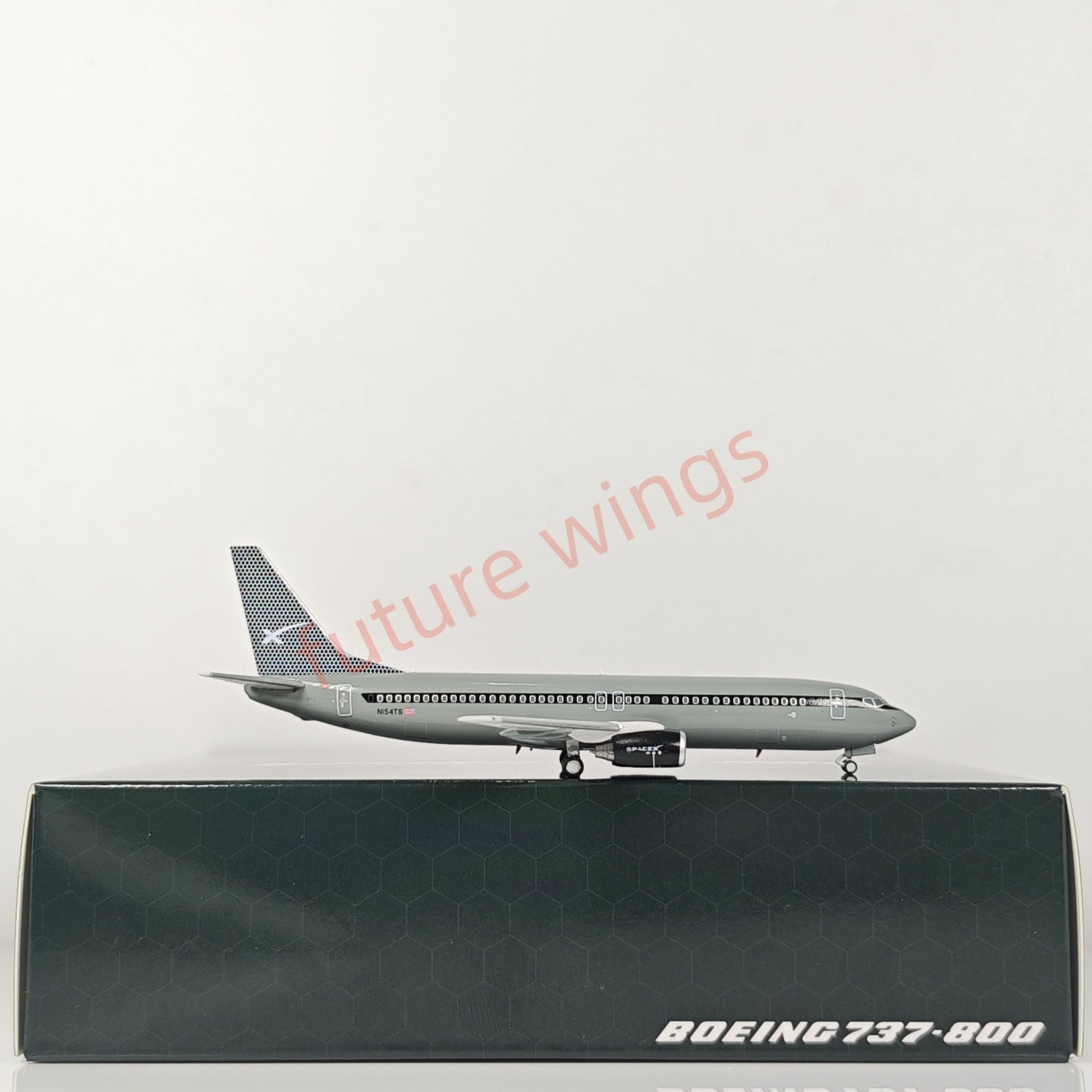 1:400 PandaModel SpaceX B737-800 N154TS Aircraft Model+Free Tractor