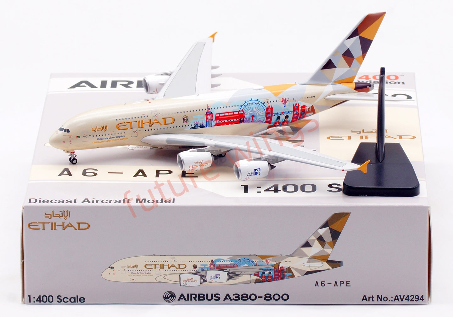 1:400 Aviation400 Etihad Airways A380 A6-APE Aircraft Model Free Tractor+Stand