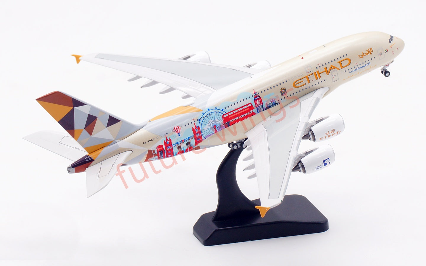 1:400 Aviation400 Etihad Airways A380 A6-APE Aircraft Model Free Tractor+Stand