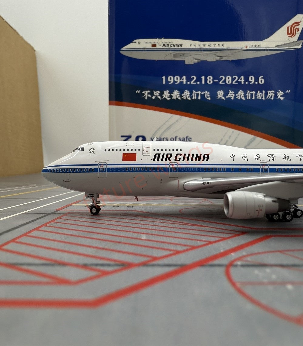 1:400 YY Wings Air China B747-400 B-2445 B-2447 B-2472 Free Tractor +Stand
