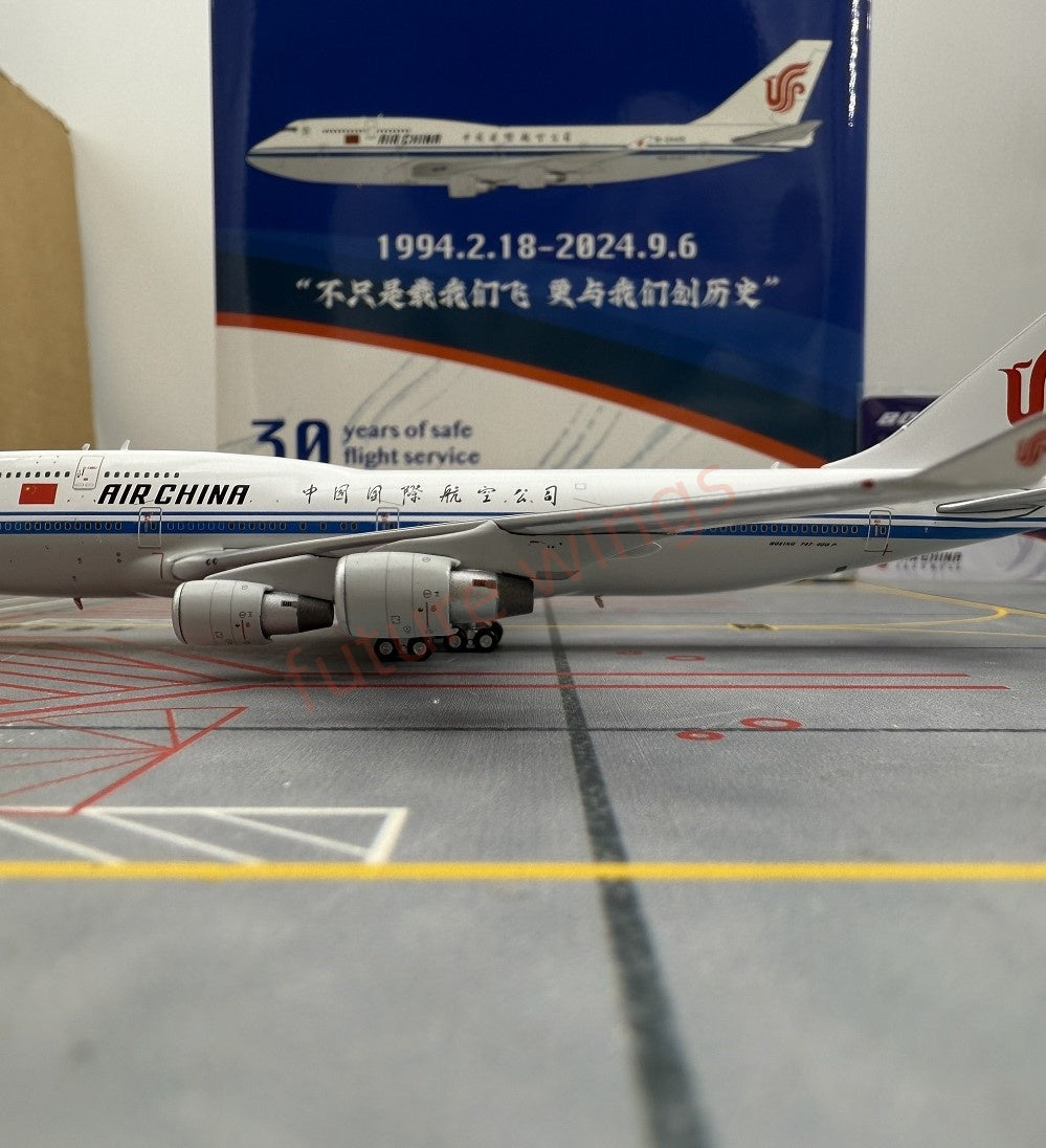 1:400 YY Wings Air China B747-400 B-2445 B-2447 B-2472 Free Tractor +Stand